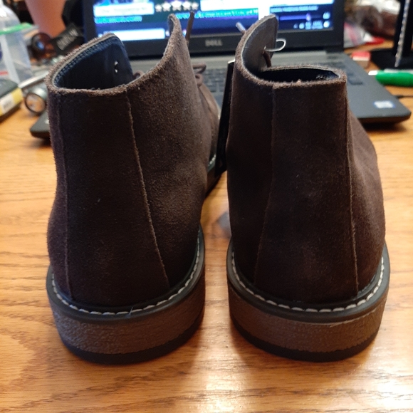 Man's shoes - Picture 2 of 9